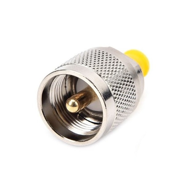 Adaptateur UHF Male vers SMA Femelle