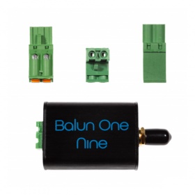 Balun One Nine v2 HF 9:1 Nooelec avec boîtier en aluminium et options de connexion multiples