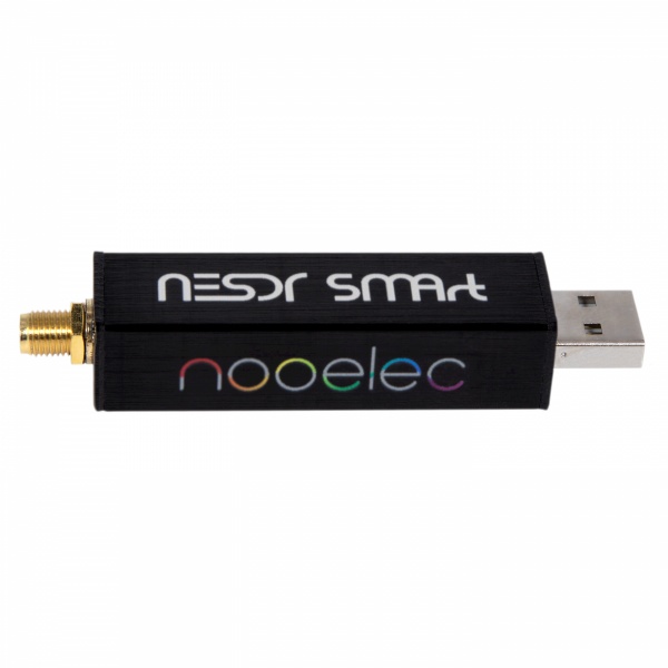 Clé SDR Nooelec R820T2 + TCXO + SMA + boitier Nooelec Récepteurs SDR NOOELEC-100701-NESDR2-421