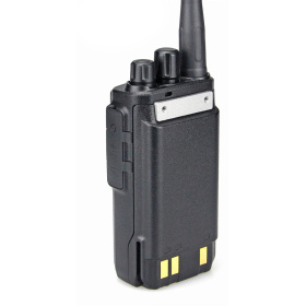 AnyTone AT-D168UV VHF-UHF numérique DMR et FM avec USB-C